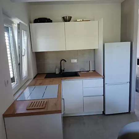 Mira